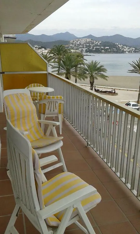 Apartamentos Mediterranean View Llançà
